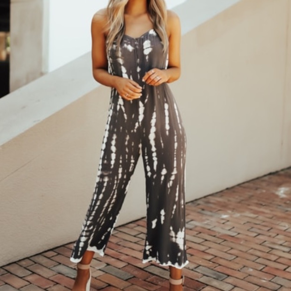 Promesa tie dye cropped jumper/romper - size Small